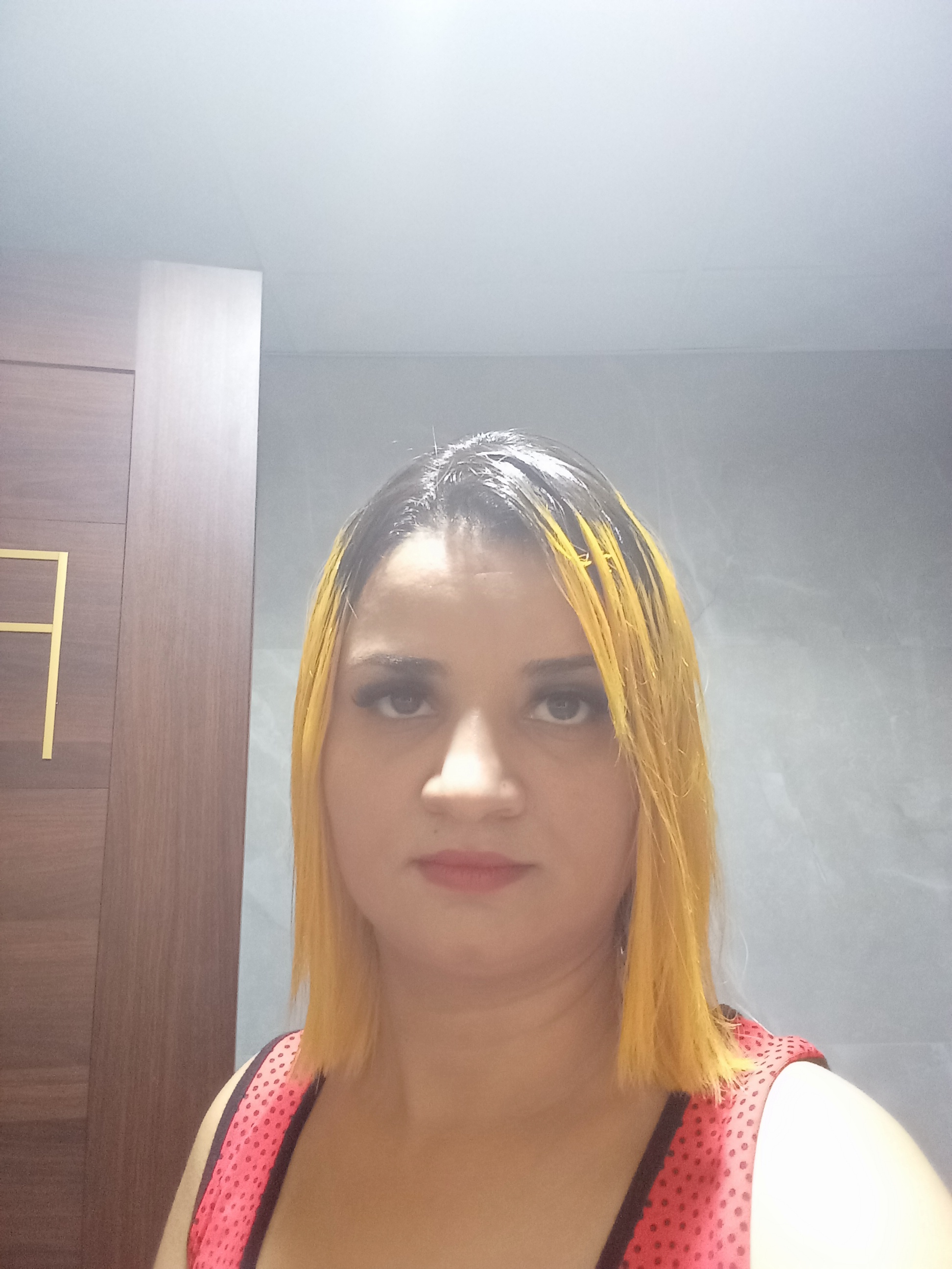 nouha mezrigul_0Qv6U